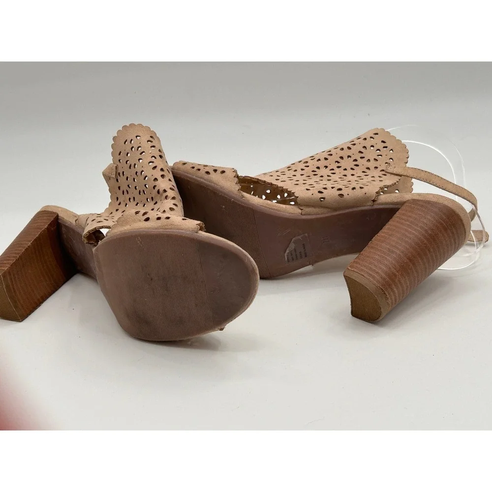 Not Rated‎ Laser Cut Block Heel Sandals Size 10 Nude Boho Festival Shoes